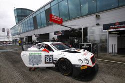 #83 Bentley Team HTP, Bentley Continental GT3: Olivier Lombard, Jules Szymkowiak