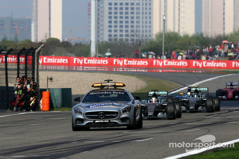 Safety-Car mit Lewis Hamilton, Mercedes AMG F1 Team