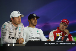 De FIA-persconferentie na afloop van de race: Nico Rosberg Mercedes AMG F1, tweede; Lewis Hamilton M