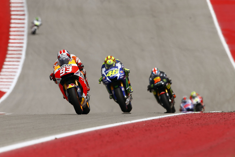 Marc Marquez, Repsol Honda Team and Valentino Rossi, Yamaha Factory Racing and Bradley Smith, Yamaha