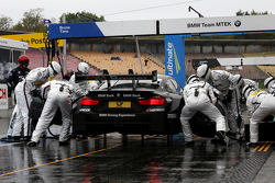 Arrêt aux stands pour Bruno Spengler, BMW Team MTEK BMW M4 DTM