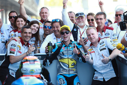 El ganador de la pole, Tito Rabat, Estrella Galicia 0,0 Marc VDS