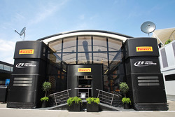 Camper Pirelli