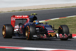 Карлос Сайнс мл., Scuderia Toro Rosso STR10