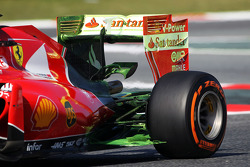 Kimi Raikkonen, Ferrari SF15-T avec de la peinture flow-vis sur l'aileron arrière
