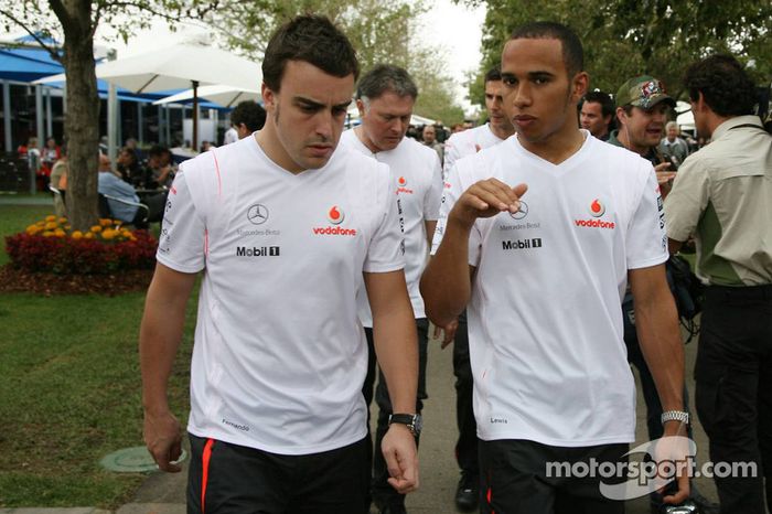 En marzo de 2007, un joven Hamilton debutaba en F1 con McLaren, siendo compañero del bicampeón Fernando Alonso
