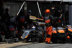 Серхио Перес, Sahara Force India во время пит-стопа