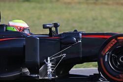 Oliver Turvey, McLaren MP4-30 Test Driver running sensor equipment at the sidepod
