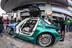 #5 Black Falcon Mercedes-Benz SLS AMG GT3: Abdulaziz Al Faisal, Hubert Haupt, Yelmer Buurman, Jaap van Lagen