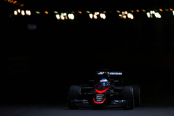 Fernando Alonso, McLaren MP4-30
