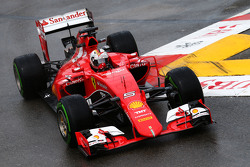 Себастьян Феттель, Ferrari SF15-T