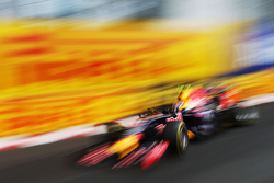 Даниил Квят, Red Bull Racing RB11
