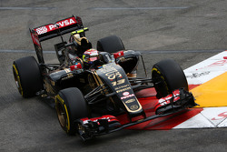 Pastor Maldonado, Lotus F1 E23