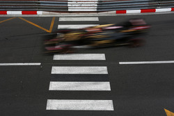 Romain Grosjean, Lotus F1 E23