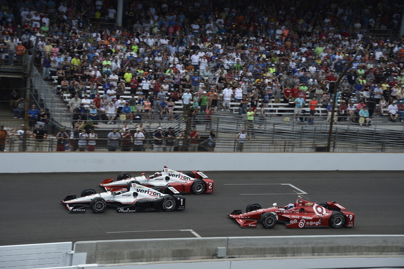 Juan Pablo Montoya, Team Penske Chevrolet, Will Power, Team Penske Chevrolet y Scott Dixon, Chip Ganassi Racing Chevrolet