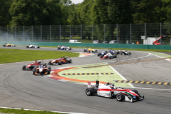 Felix Rosenqvist, Prema Powerteam Dallara Mercedes-Benz con Santino Ferrucci, Mücke Motorsport Dalla