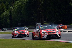 Pepe Oriola, SEAT Leon, Craft Bamboo Racing LUKOIL e Jordi Gene, SEAT Leon, Craft Bamboo Racing LUKO