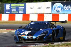 #54 Attempto Racing, McLaren 650S GT3: Nicolas Armindo, Philipp Wlazik