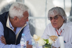 Paseo Lawrence, Ejecutivo con Bernie Ecclestone