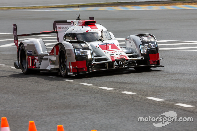 #7 Audi Sport Team Joest Audi R18 e-tron quattro: Marcel Fässler, Andre Lotterer, Benoit Tréluyer