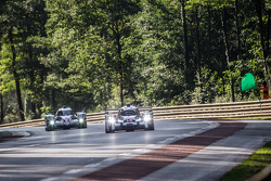 #18 Porsche Team Porsche 919 Hybrid: Romain Dumas, Neel Jani, Marc Lieb, #2 Toyota Racing Toyota TS040 Hybrid: Alexander Wurz, Stéphane Sarrazin, Mike Conway