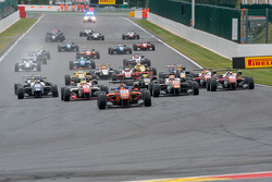 Départ, Mikkel Jensen, kfzteile24 Mücke Motorsport Dallara F312 - Mercedes-Benz