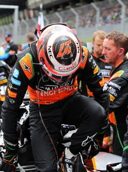 Nico Hulkenberg, Sahara Force India F1 VJM08 sur la grille
