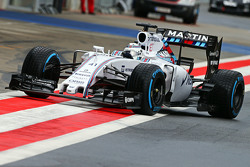 Susie Wolff, Williams FW37 Piloto de desarrollo