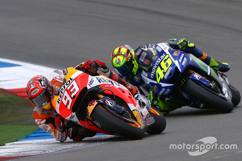 Marc Marquez, Repsol Honda Team, und Valentino Rossi, Yamaha Factory Racing