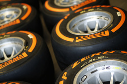 Des pneus Pirelli