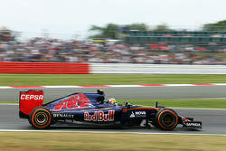Carlos Sainz Jr., Scuderia Toro Rosso STR10