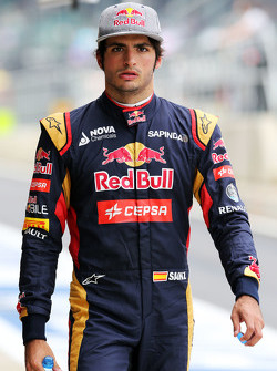 Карлос Сайнс мл., Scuderia Toro Rosso