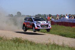 Thierry Neuville y Nicolas Gilsoul, Hyundai i20 WRC, Hyundai Motorsport