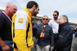 让•托德(FIA主席)、西里尔•阿比特博尔(雷诺F1项目主管), with Sir Martin Sorrell, WPP CEO