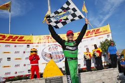 Le vainqueur Sébastien Bourdais, KV Racing Technology Chevrolet