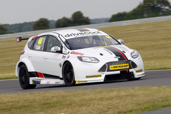 Mat Jackson, Motorbase Performance