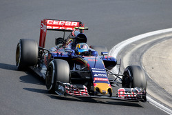 Carlos Sainz Jr., Scuderia Toro Rosso