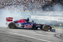 Max Verstappen'in Assen'deki Red Bull Gösterisi