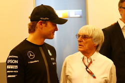Nico Rosberg, Mercedes AMG F1 avec Bernie Ecclestone