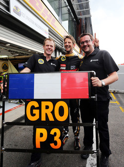 Romain Grosjean, Lotus F1 Team fête sa troisième place avec l'équipe