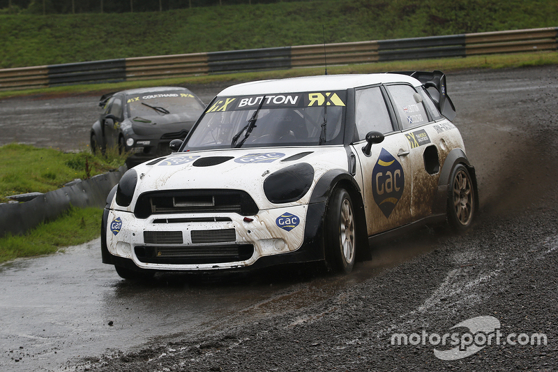 Pendant ce temps, Button s'essaie au Rallycross!