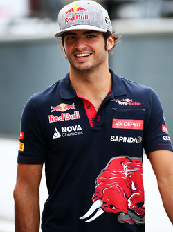 Карлос Сайнс мл., Scuderia Toro Rosso