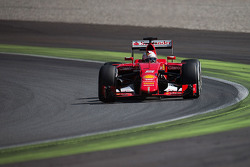 Sebastian Vettel, Ferrari SF15-T