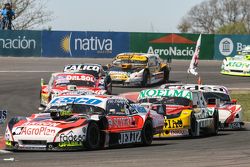 Guillermo Ortelli, JP Racing Chevrolet and Nicolas Bonelli, Bonelli Competicion Ford and Norberto Fontana, Laboritto Jrs Torino and Juan Pablo Gianini, JPG Racing Ford and Leonel Pernia, Las Toscas Racing Chevrolet