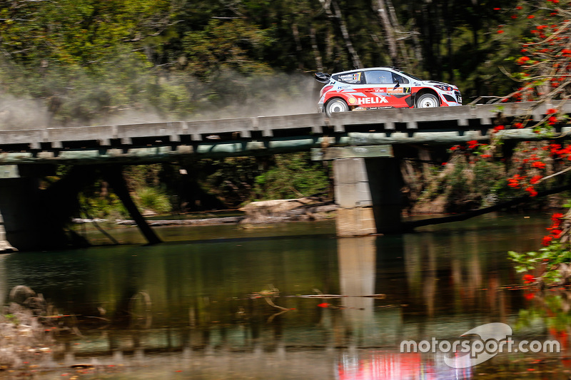 Thierry Neuville y Nicolas Gilsoul, Hyundai i20 WRC, Hyundai Motorsport