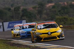 Fábio Carbone em briga na corrida 2