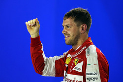 Gandor de la pole: Sebastian Vettel, Ferrari