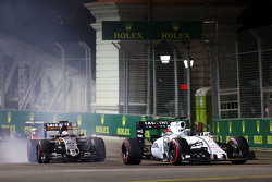 Felipe Massa, Williams FW37 devant Nico Hulkenberg, Sahara Force India F1 VJM08
