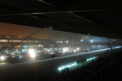 Brouillard dans le paddock du Nürburgring