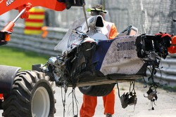 Роберт Кубіца, BMW Sauber F1 Team, F1.07, розбиває машину дуже сильно в гонці